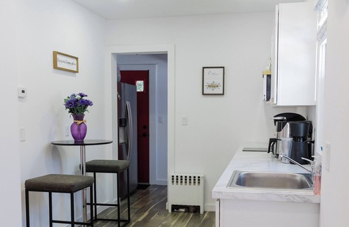 Bronx House | Marvelous 4-bedroom house in Woodlawn Heights, family friendly.