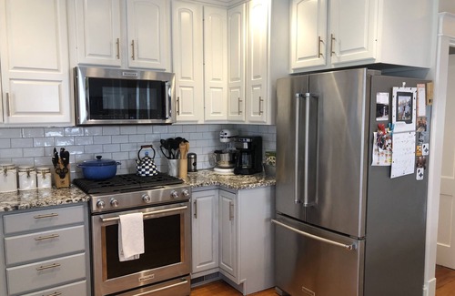 Murray Hill House | Marvelous Home with Backyard Living Room in Murray Hill