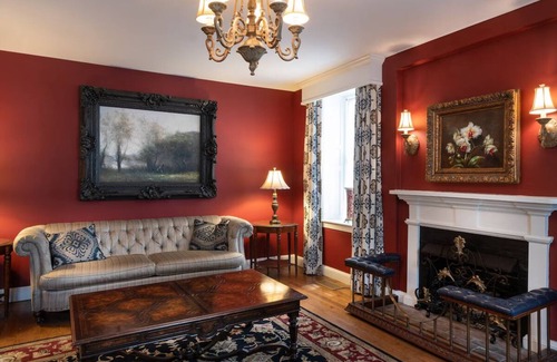 Historic District Hotel | Maryland Inn 2 Doubles, Pet-Friendly, 2 Units