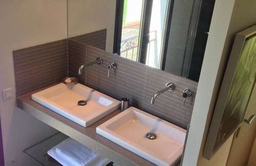 Cairanne Other | Mas des Akènes (2 gites for 2 people, children not admitted)