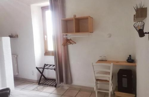 Saint-Ambroix House | Mas La Belle Ambroise - Chambres d'hôtes et Gîte