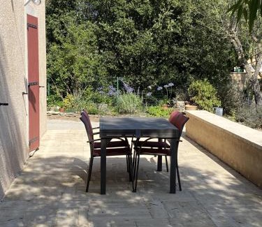 Cabrieres-d'Avignon House | Mas Les Coutilles