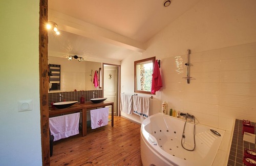 Caixas Other | MAS PYRENEES ORIENTALES NEAR MONT CANIGOU