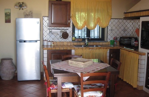 Mascali House | Mascali: "Il casale degli aranci" house/villa with garden 3 rooms - 2/5 persons
