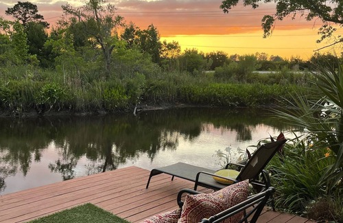Bluffton House | Master suite with private deck in a beautiful house between Savannah & HHI