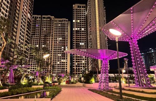 District 9 Apartment | Masteri centre point