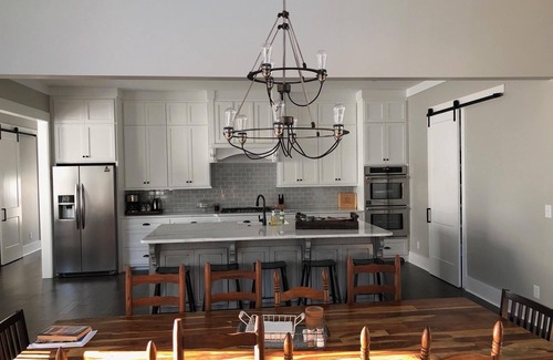 Evans House | Masters Housing at its Best!