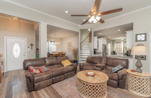 Burnettown House | Masters Rental-14 minute drive, 4-bedroom house, with privacy, screened porch