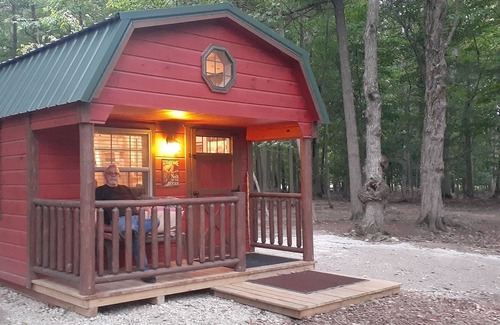 Allenton Cabin | Masters Rustic Retreat