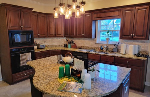 Riverwood Plantation House | Masters Tournament Rental HOME Sleeps 8+ Near Champions Golf Course