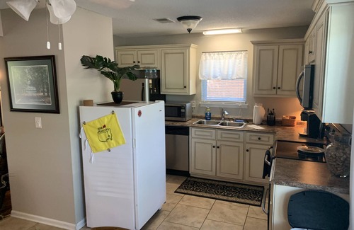 Augusta House | Master’s Week 3Bd/2Ba Only 2 Mi from Free Parking at Master’s ONLY $750!