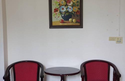 Phan Thong Hotel | Matini Amata