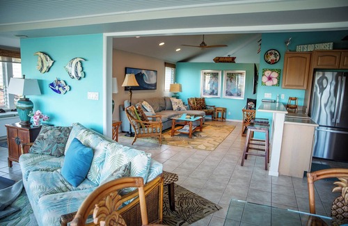 Kaanapali Cottage | Maui is calling you back! Enjoy our Ocean View Cottage- 200+ Rave Reviews Await!
