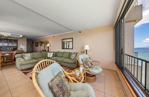 Downtown Lahaina House | Maui Kai 808 · MK 808 OceanFront 1BD Kaanapali Beach Ocean Views