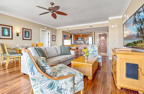 Kaanapali Condo | Maui Resort Rentals: Hokulani 605 – Premier 6th-Floor Oceanview Penthouse | Closest 2BR Column to the Ocean!
