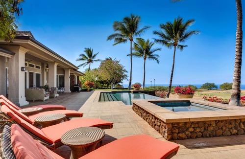 Kamuela House | Mauna Kea Luxury - 180º Ocean, Maui & Sunset Views, Heated Private Pool & Spa
