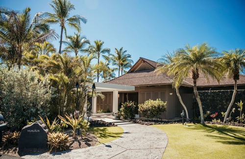 Kamuela Villa | Mauna Lani Luxury Oceanfront Two Bedroom Residence