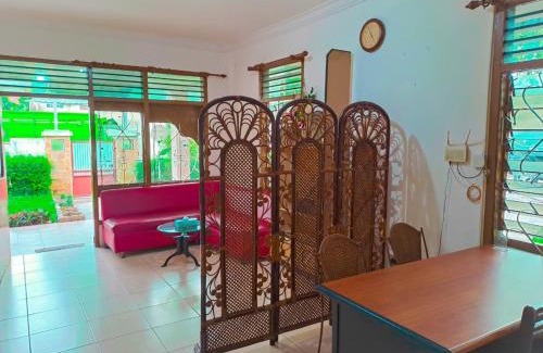 Bandar Lampung Hotel | MAWAR Guest House By Hans Management
