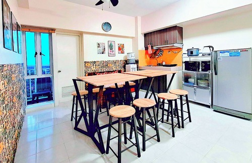 San Jose Condo | MaxLove💗D-J 3BR 16ꆜ *Pool *View-Deck *Netflix *Parking