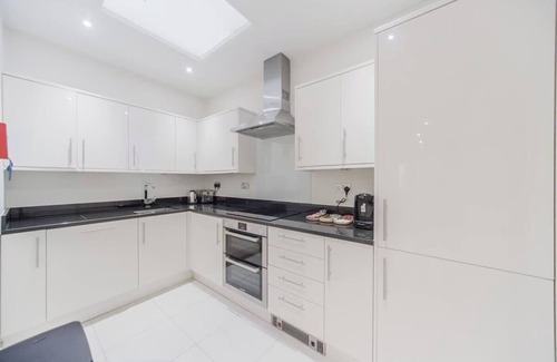 City of Westminster Apartment | Mayfair Oxford Street by Estatesmen