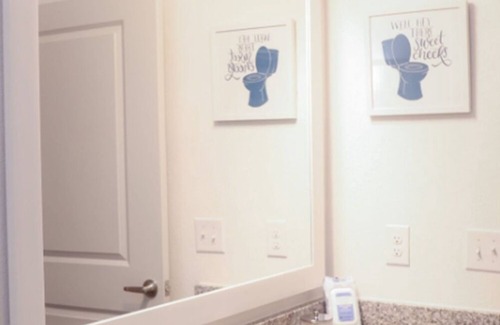 Arlington Apartment | Mayo Clinic Oasis: Spacious and Lux Getaway w Pooln