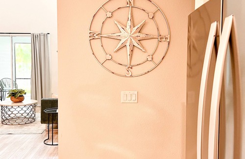 Beach Haven House | Mayo Clinic townhouse in San Pablo with Primary suite located on the 1st floor