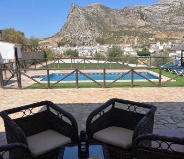 Valle de Abdalagis House | Mayte Dreams Caminito Del Rey