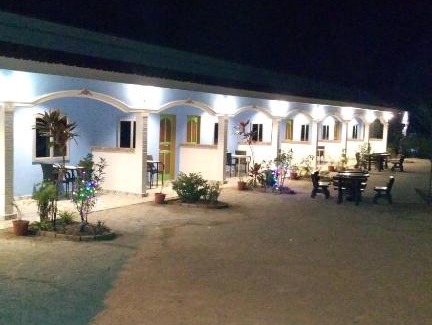 Lubok Buaya Hotel | Mazza Nur Motel