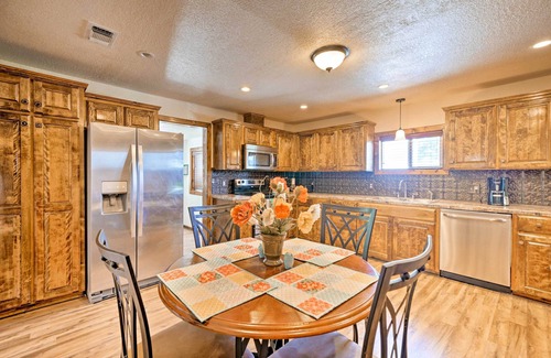 McAlester Cottage | McAlester Cottage w/30 Private Acres & Ponds!
