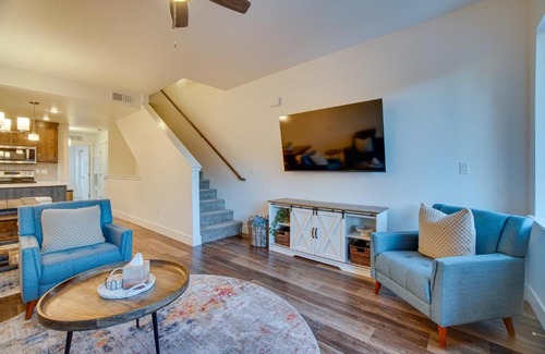 McCall Apartment | McCall Vacation Rental with Private Balcony and Grill!