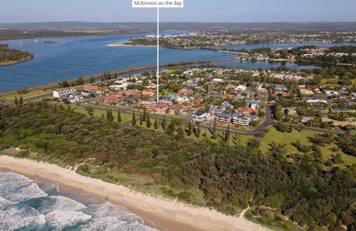 East Ballina House | McKinnon on the Bay @ East Ballina