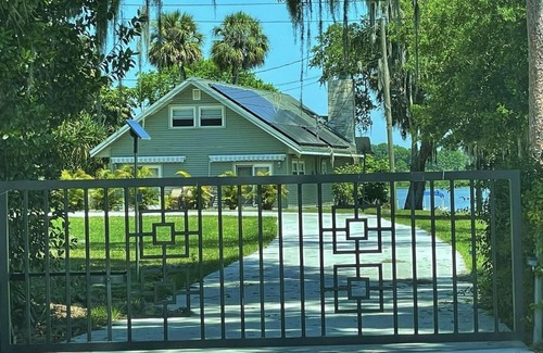 Fedhaven House | McRobinstone Lakehouse - perfect mid century getaway on sleepy Lake Pierce