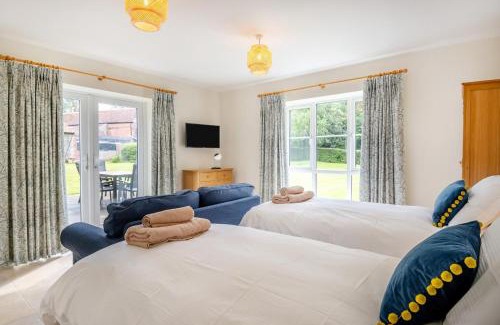 Whissonsett House | Meadow Farmhouse