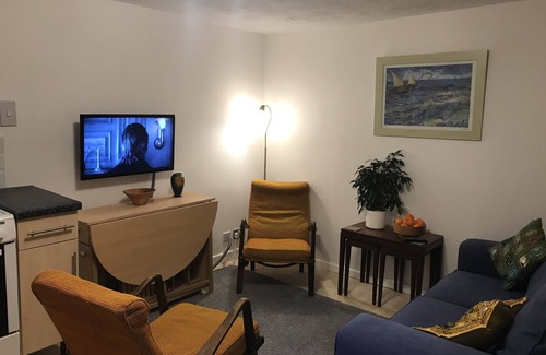 Kilgetty Ski Chalet | Meadow View Lodge in the heart of Pembrokeshire