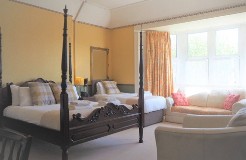 Meare House | Meare Manor