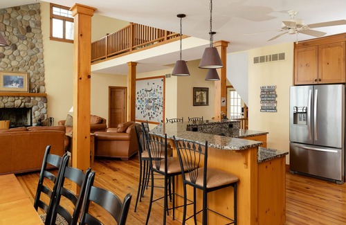 Mecosta House | Mecosta Lakefront Cabin. Golfers paradise