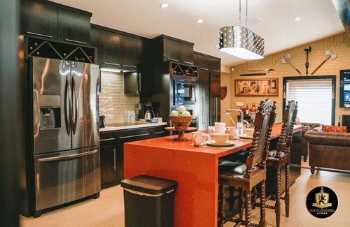 McAllen House | 🛡Medieval Castle Hôtel ™