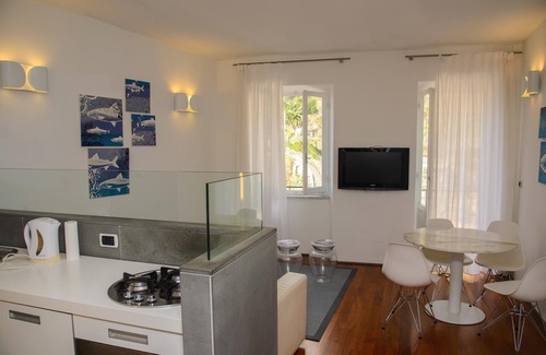 Manarola Apartment | Mediterraneo2 - Suite Apartment by Arbaspàa