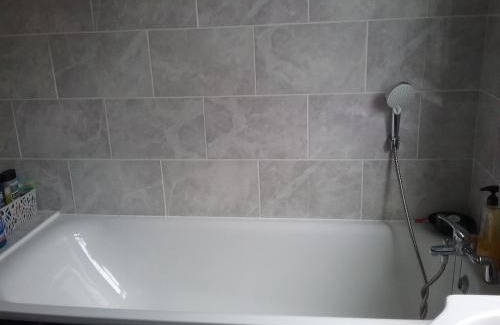 Clacton-on-Sea House | medium sized room in my bungalow