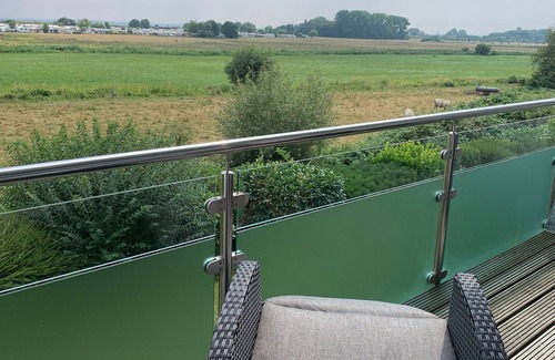 Oberursel Apartment | Meer mit Blick, Dat Witte Hus - Meer mit Blick, 2-zi.-apartm., 53 m²
