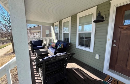 Benton Harbor House | Meet Me at the Beach-3BD/3.5 Bath-Across street from Golf/Lake/Jean Klock Beach