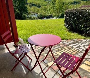Souraide Apartment | MEHATCHE Piscine Vue Montagnes