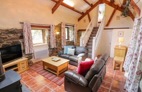Garndolbenmaen House | Melin Bach