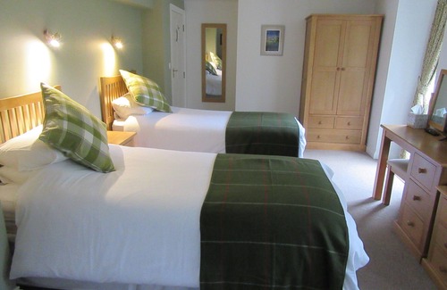 Newcastle Emlyn Bed & Breakfast | Melin Pandy