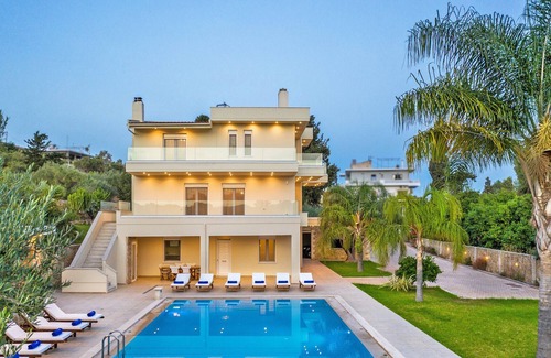 Souda Villa | Melitini villa ,near the beach and Chania town