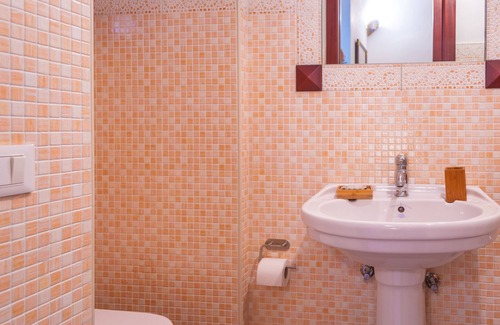 Bari City Centre House | melo accommodations double