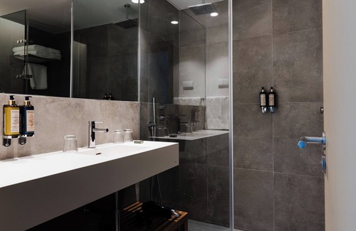 Sagres Hotel | Memmo Baleeira - Design Hotels