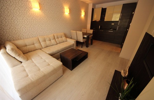 Chaika Apartment | MENADA *HARMONY Suites 2* Apartment with pool view