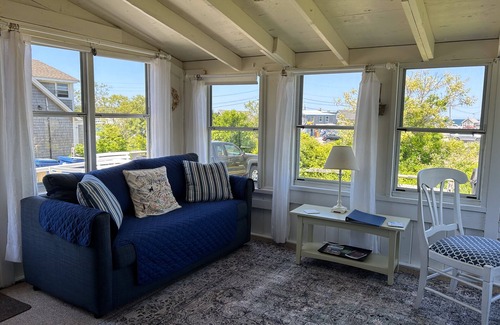 Chilmark Cottage | Menemsha Harbor - Davis House