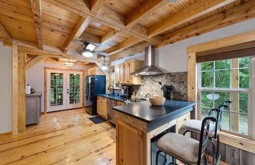 Mentone Cabin | Mentone “Rest Easy” - Tranquil Serenity & Pet Friendly